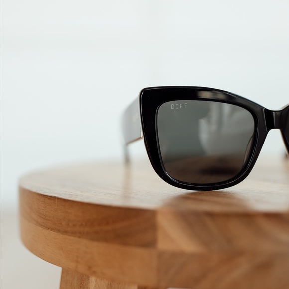 DIFF eyewear sunglass black - Picture 2 of 5